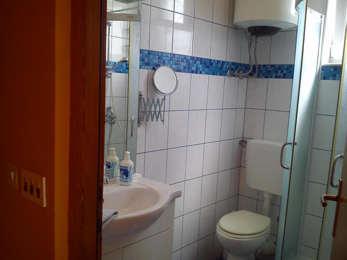 Apartman Atanasov Seline Exterior foto